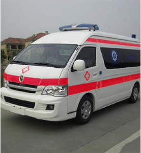 环江上汽大通救护车